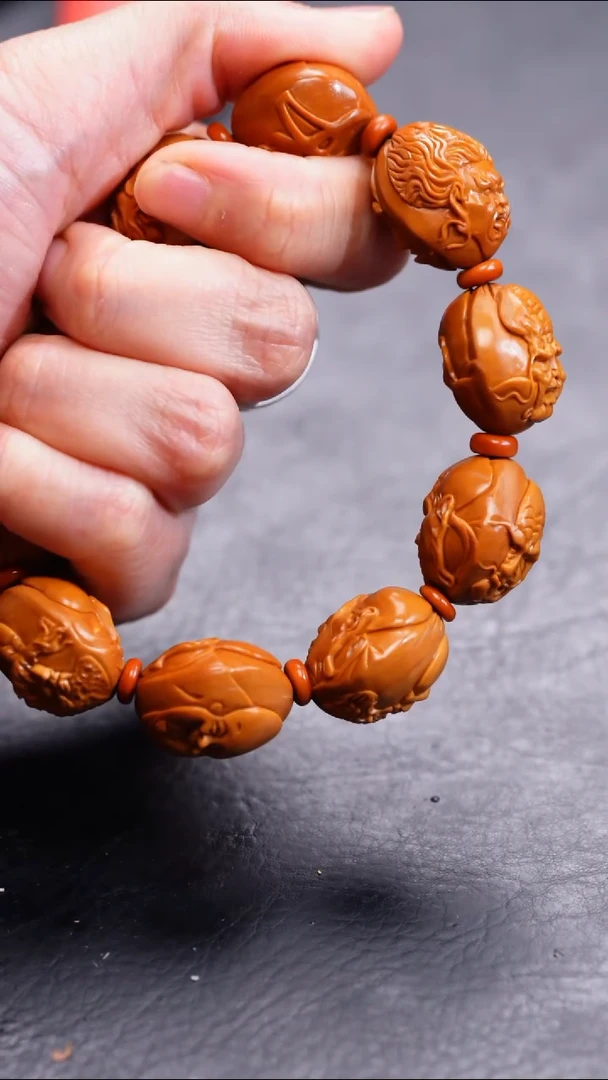 【闪购商品】橄榄核吊坠橄榄核