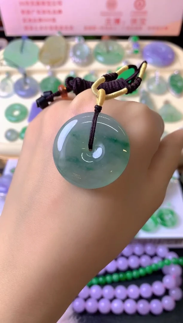 未镶嵌定制翡翠润裸玉（客户意向镶嵌）