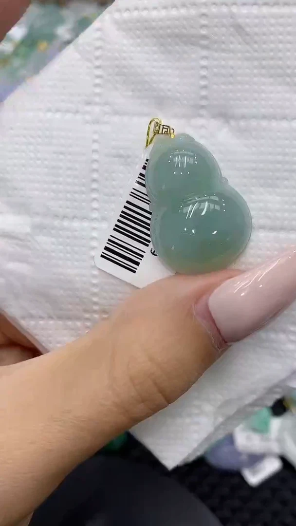 颈饰18K金镶嵌翡翠111111111111