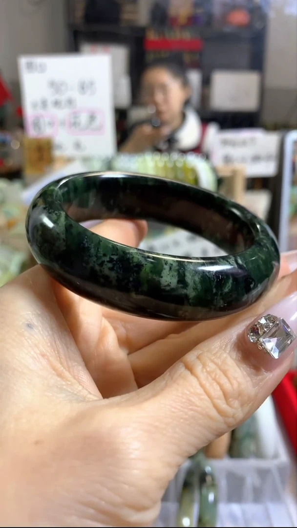 未镶嵌岫玉手镯32 55+