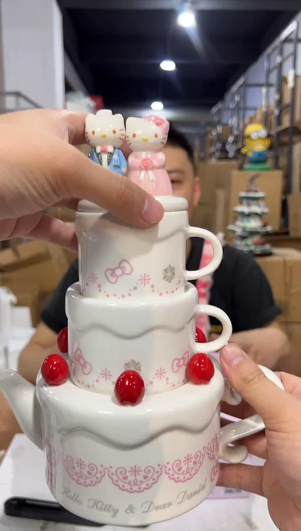 瓷片原盒结婚kt猫蛋糕茶壶