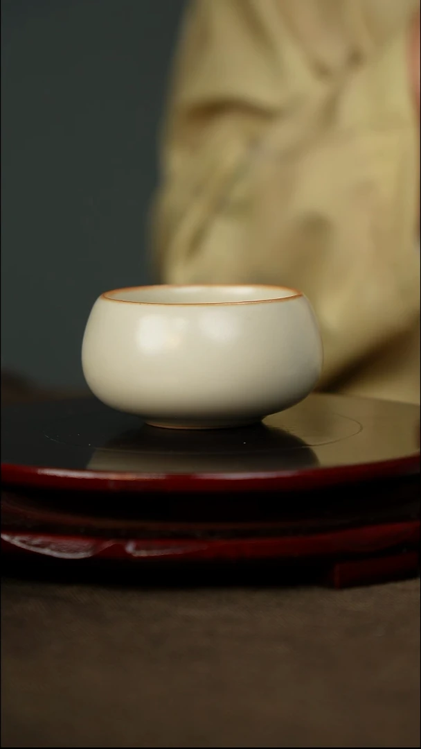 米黄 禅定杯 无底款