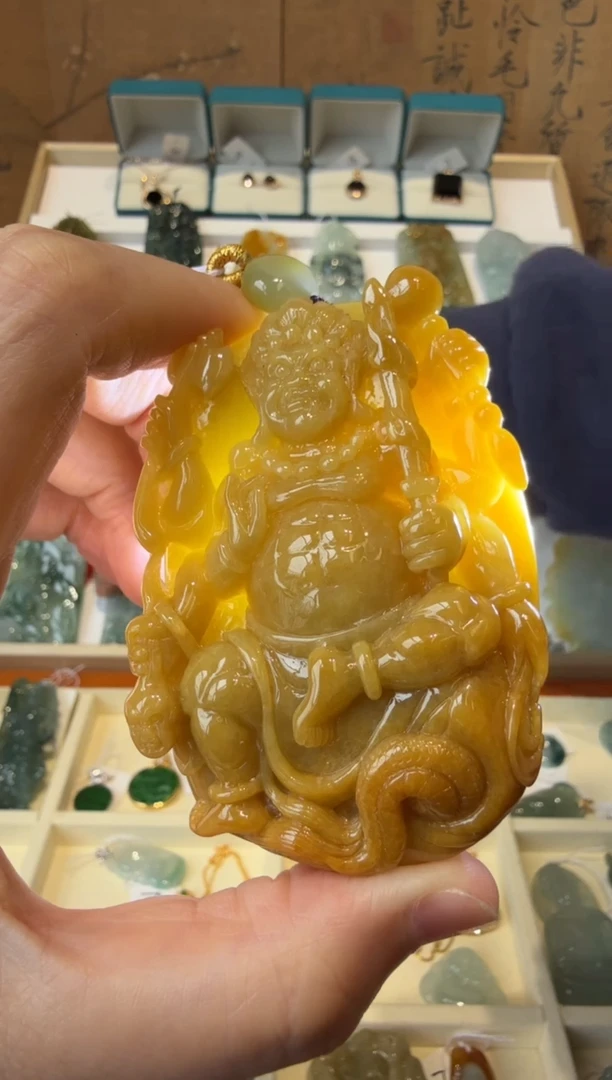 翡翠挂件未镶嵌A货翡翠多样性孤品