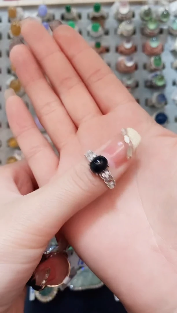 【闪购商品】翡翠戒指银S925镶嵌天然翡翠女戒