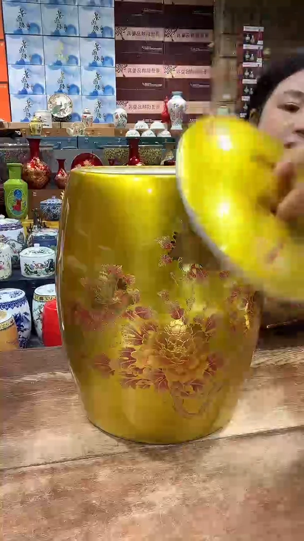 摆件景德镇金花米缸