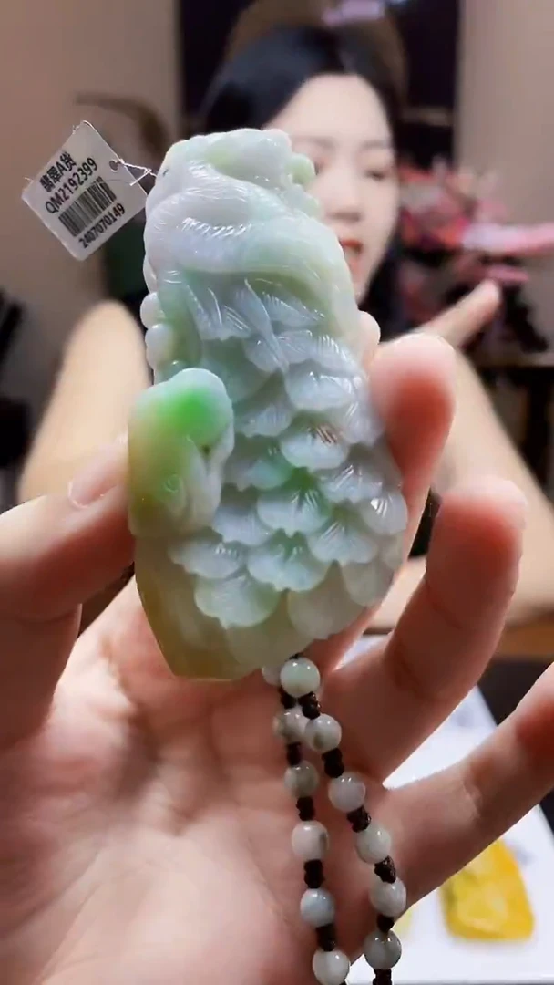 未镶嵌定制翡翠吊坠11