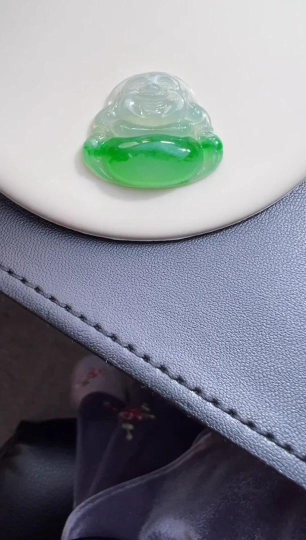 未镶嵌定制翡翠20.6*26.6*5.0佛公