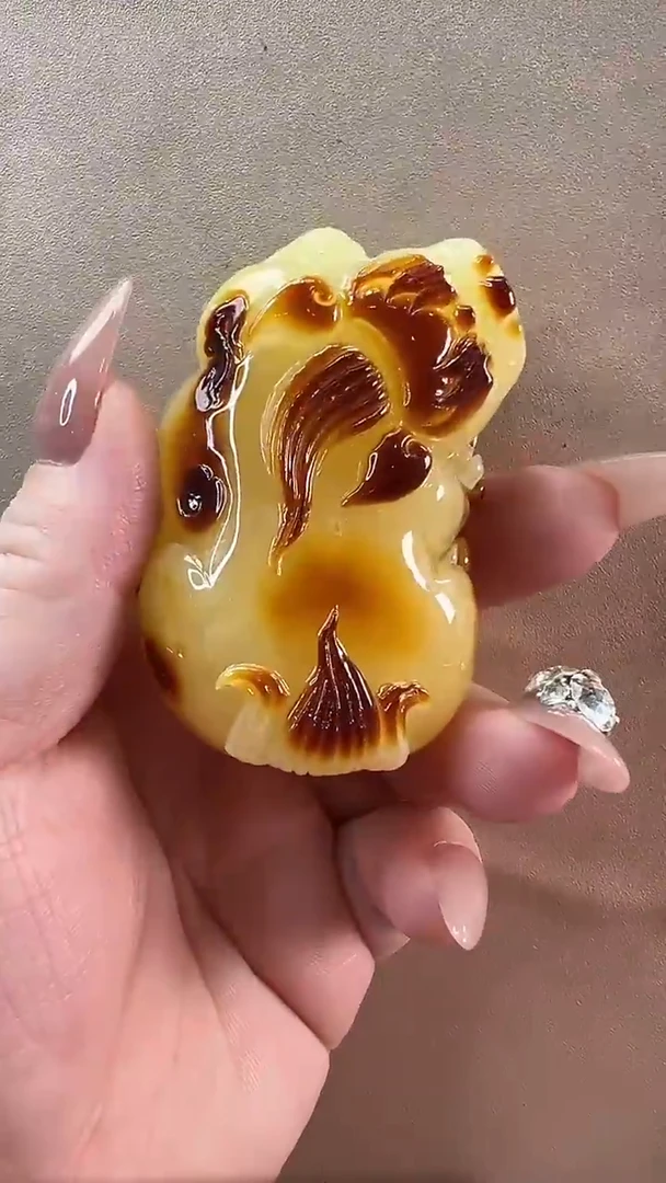 【闪购商品】琥珀颈饰未镶嵌吊坠