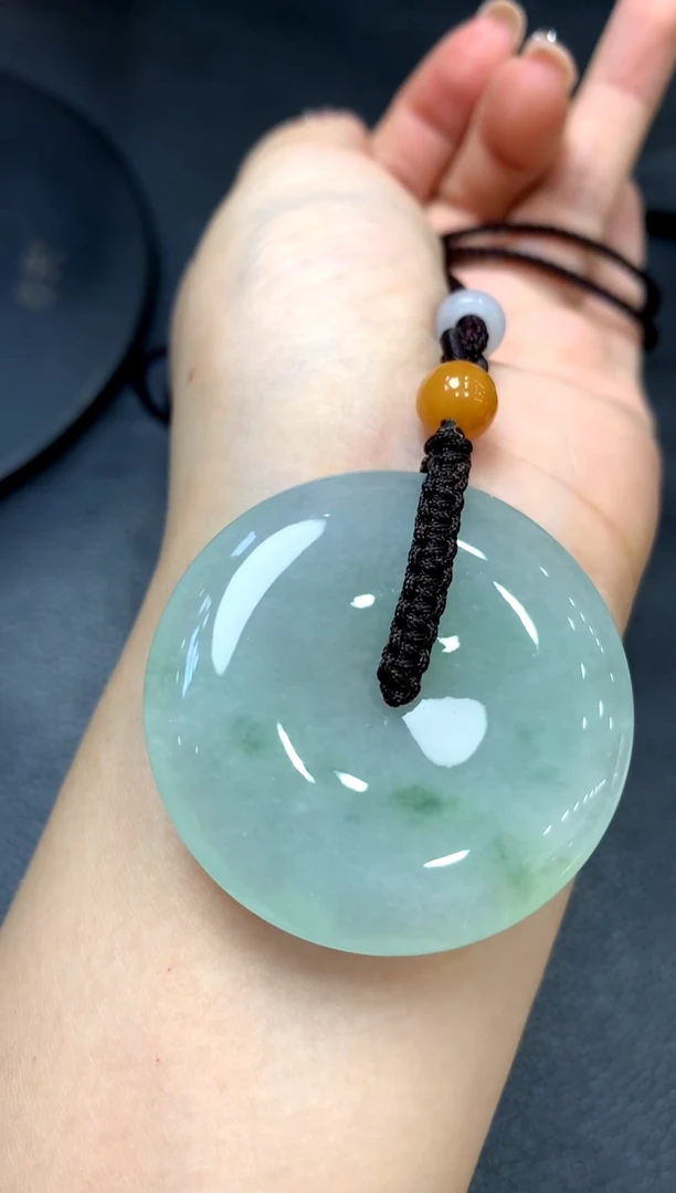 翡翠未镶嵌吊坠(不含链)挂件