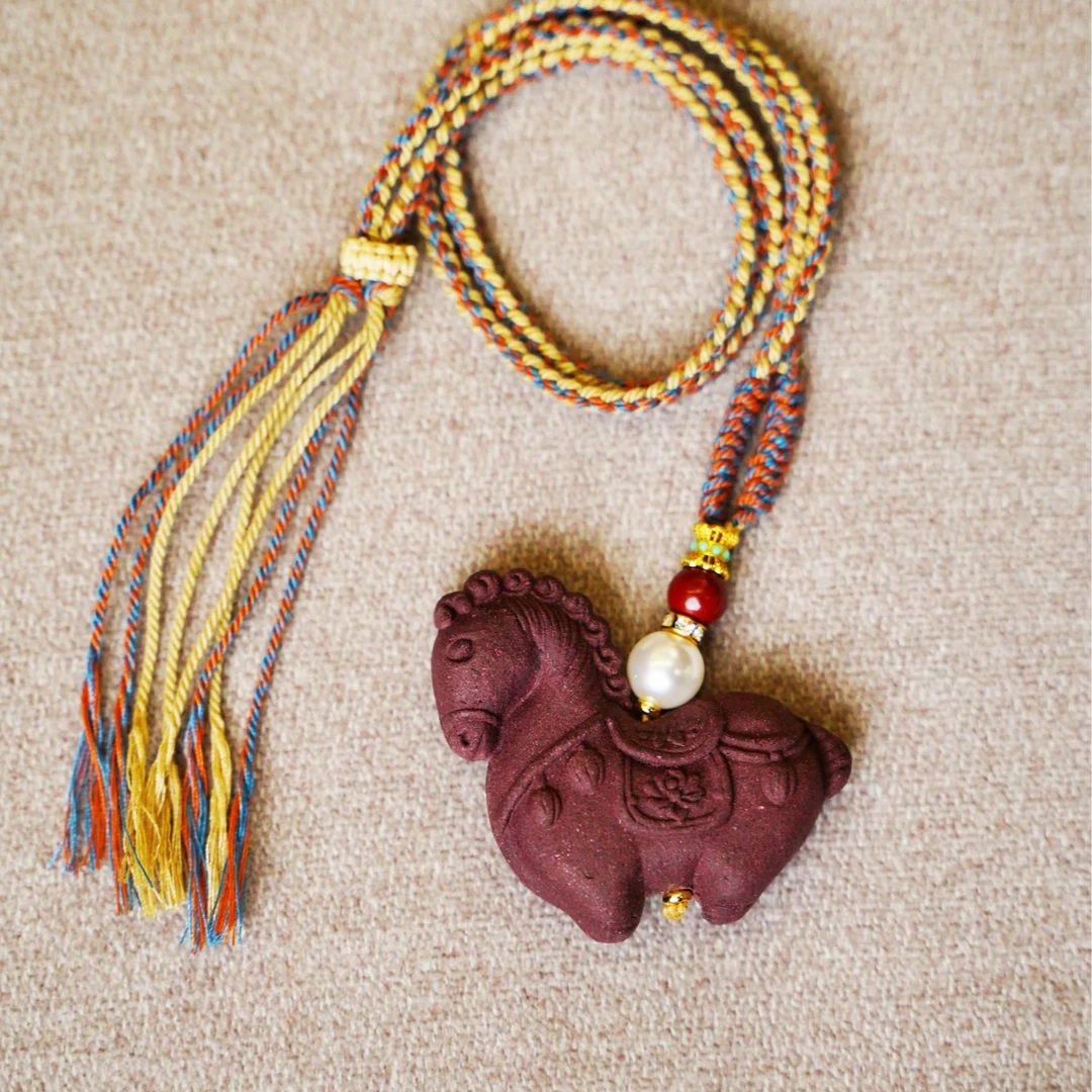 【新年好运】马上有钱唐马挂脖天然合香挂坠新年首饰马年好运