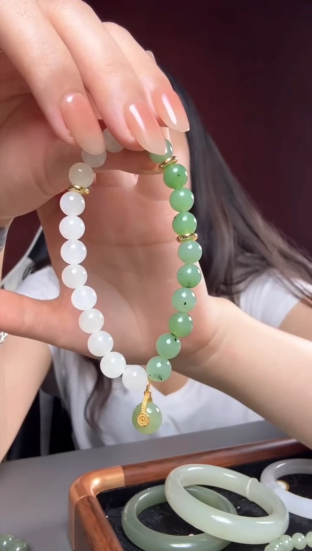 手串未镶嵌和田玉舒克和田玉平安扣手串