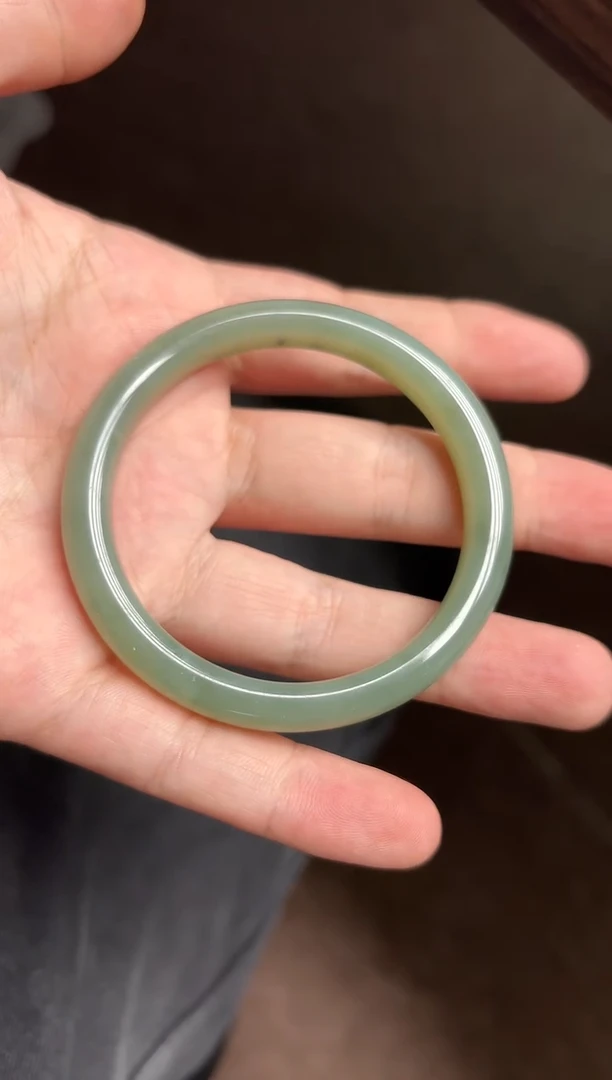 未镶嵌手镯和田玉Z-3(56MM)