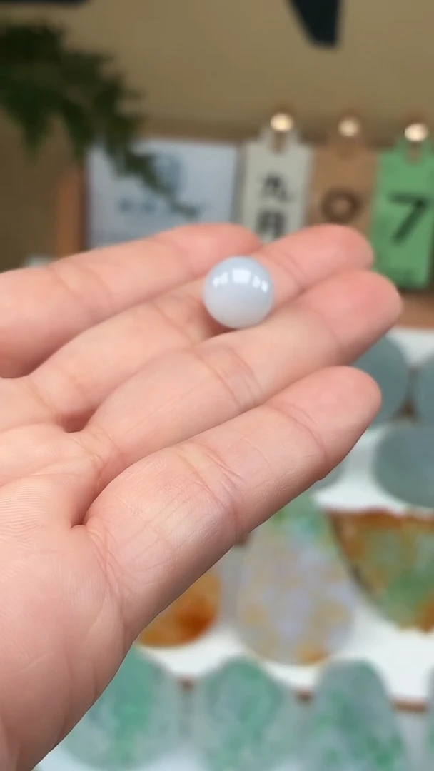 颈饰未镶嵌翡翠天然翡翠单珠