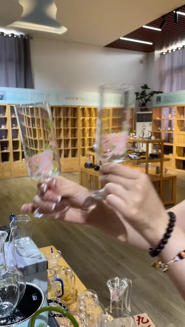 桃之夭夭猴魁杯拍一发二