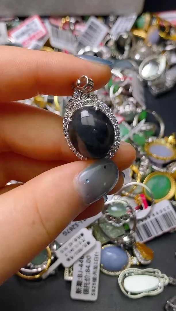 银S925镶嵌戒指翡翠百内无证书