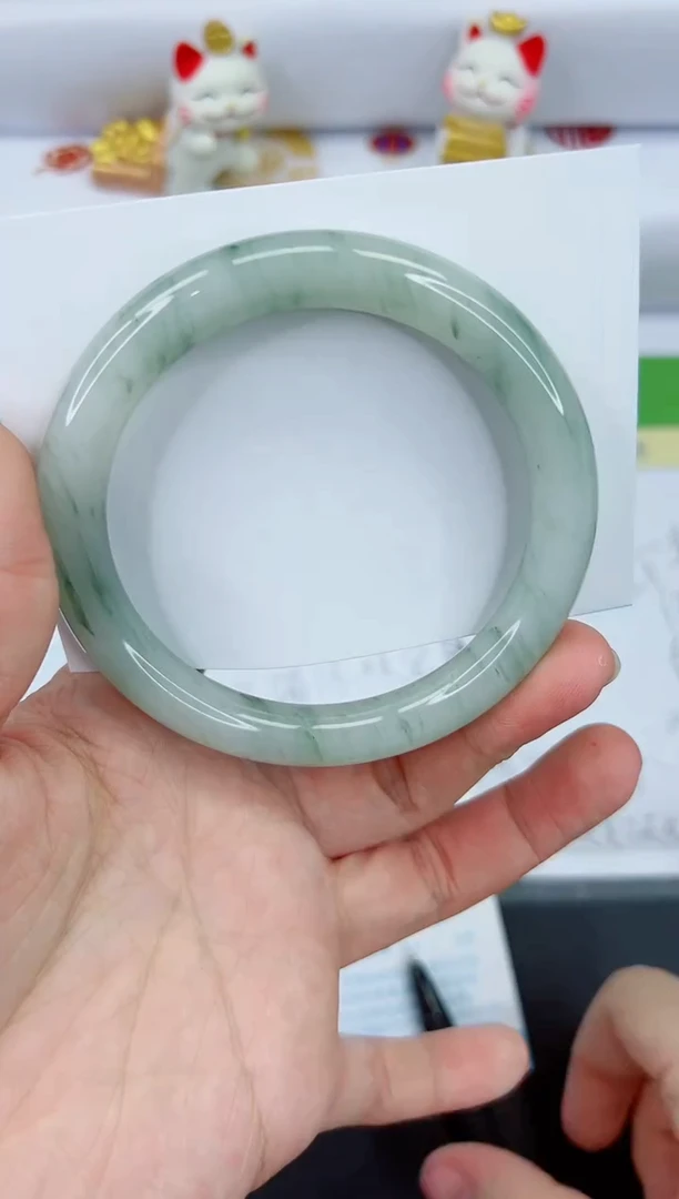 【闪购商品】石英质玉手镯未镶嵌885-63