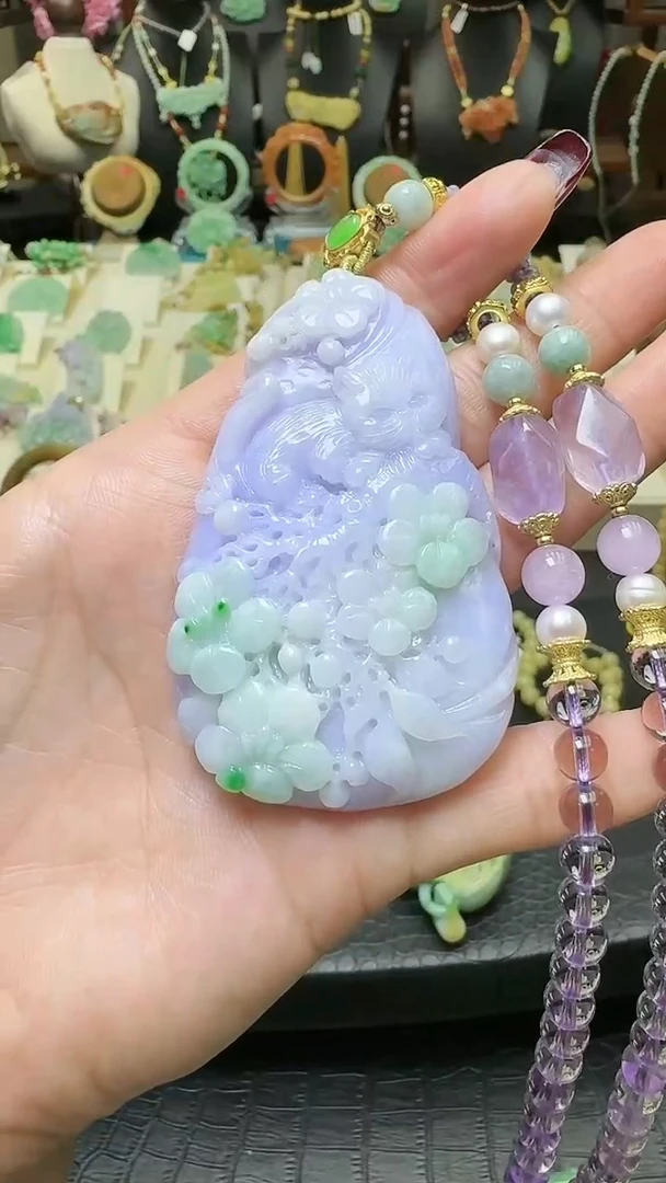 【闪购商品】翡翠颈饰未镶嵌天然翡翠小猫