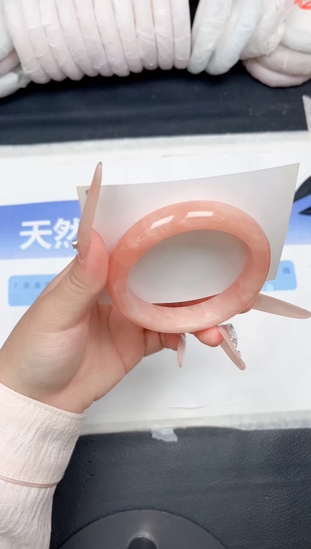 未镶嵌手镯石英质玉63-56