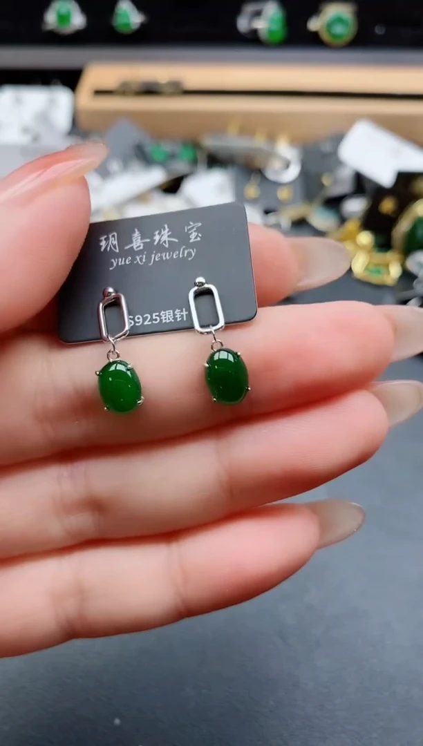 银S925镶嵌戒指翡翠1