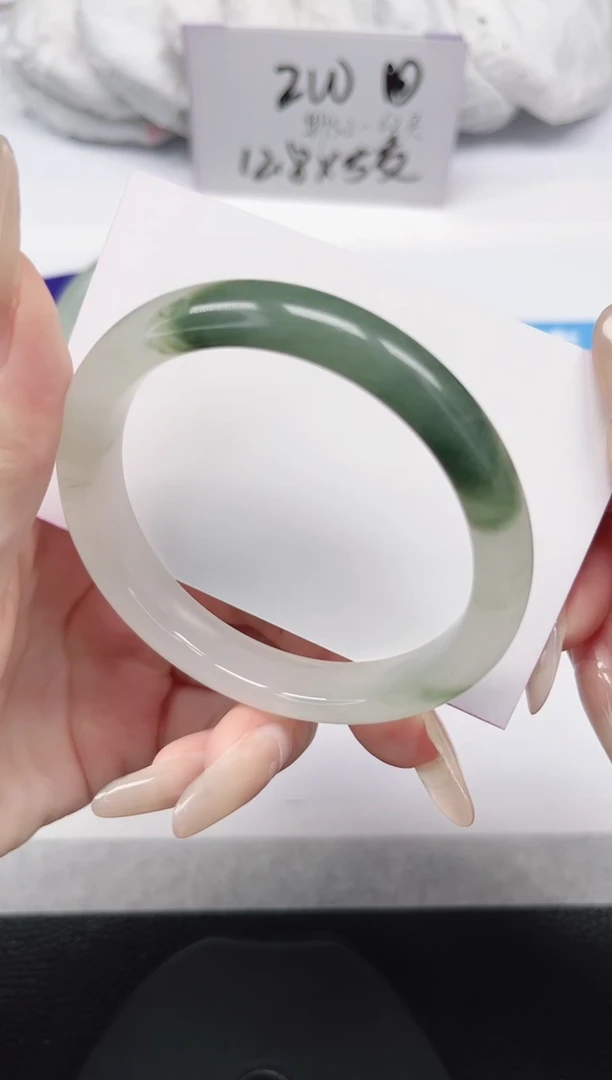 未镶嵌手镯石英岩玉155-56