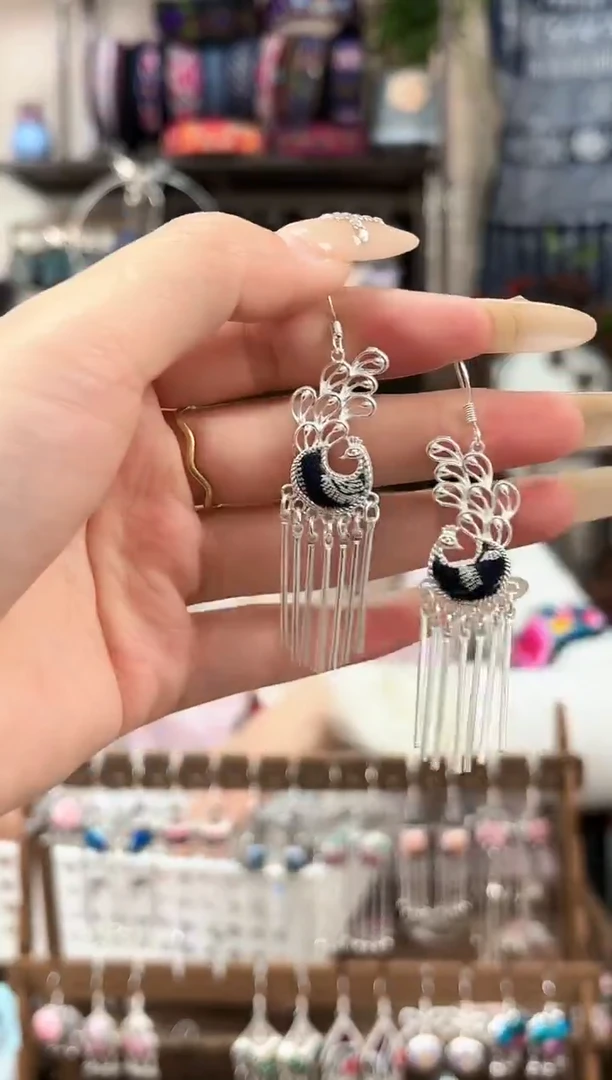 织绣民族风非遗老绣苗银饰品549