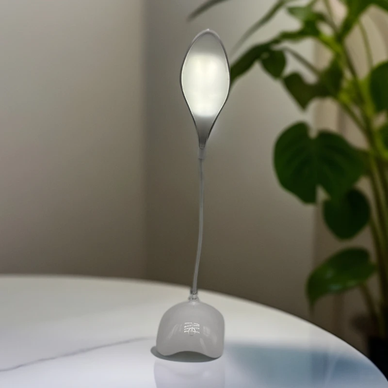 外贸品质 插电式护眼LED台灯（HAI）