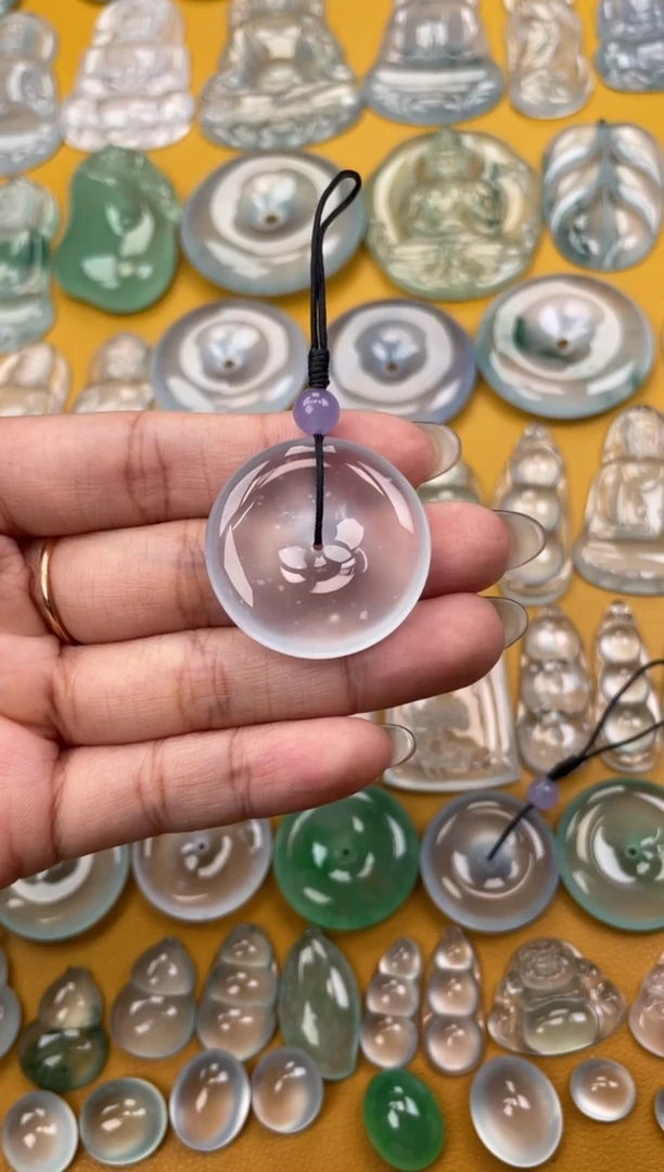 翡翠未镶嵌吊坠(不含链)平安扣 30.7 6.2