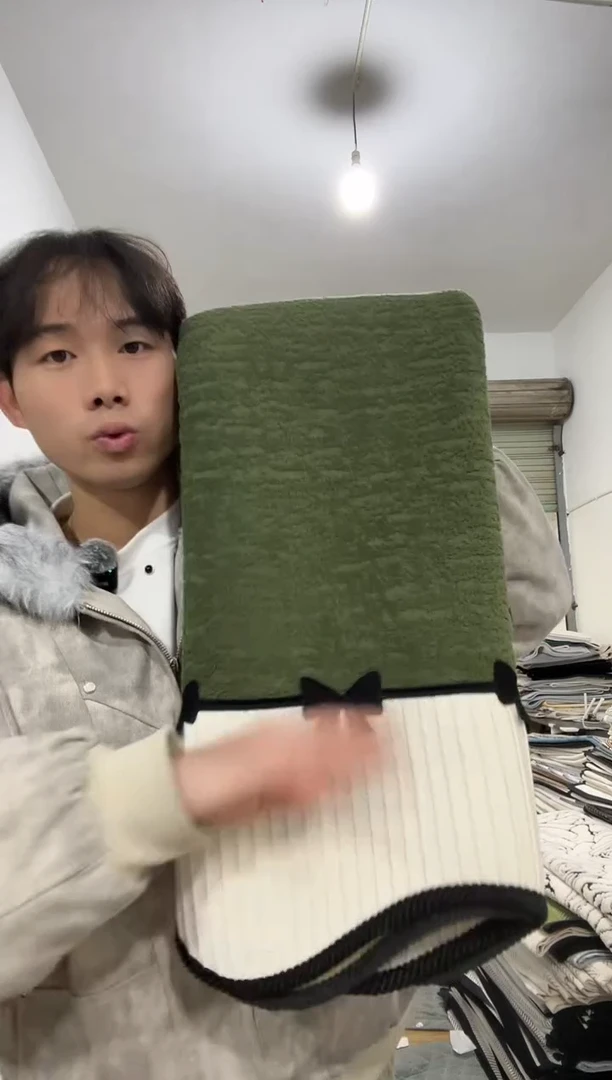 雪尼尔90*90+90*180+110*180绿色蝶衣