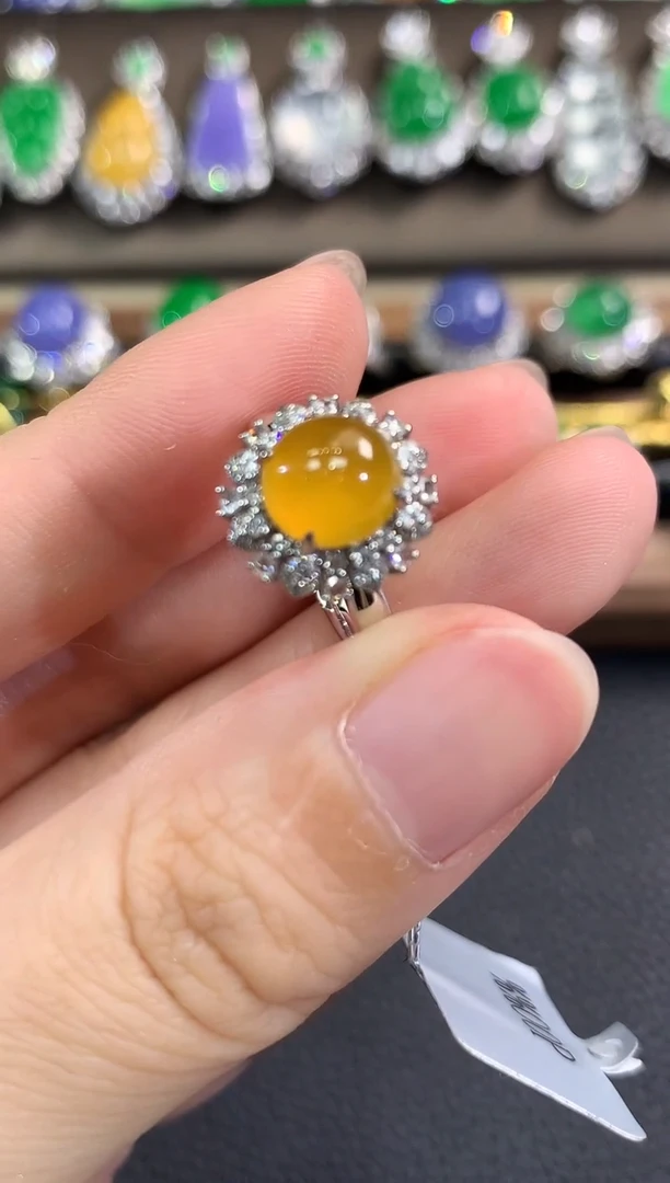 翡翠戒指18K金镶嵌春日珠宝 C36