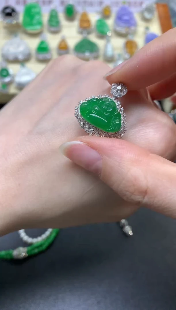 翡翠18K金镶嵌吊坠(不含链)吊坠|5500+550