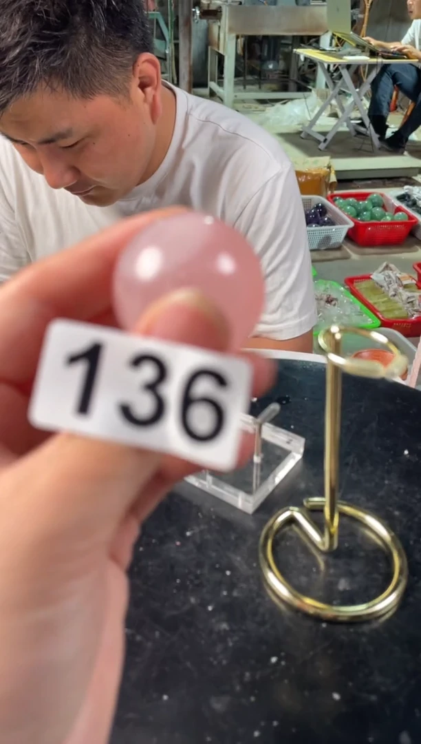 未镶嵌水晶大型摆件（非配饰）粉水晶球136