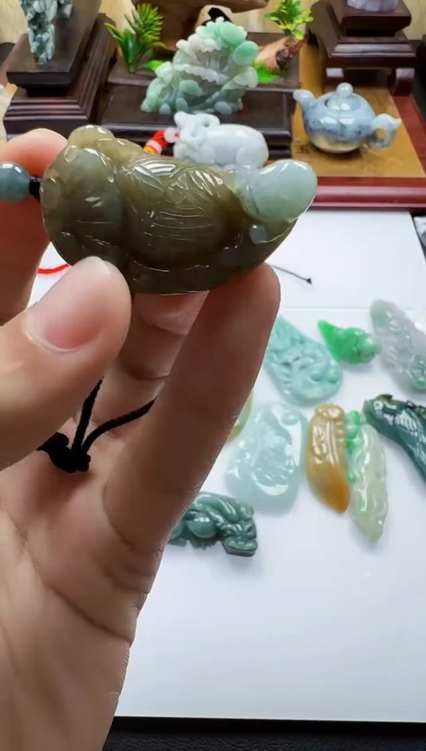 吊坠(不含链)未镶嵌翡翠1