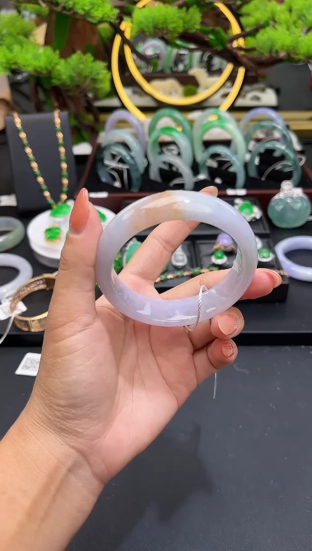 未镶嵌手镯翡翠手镯