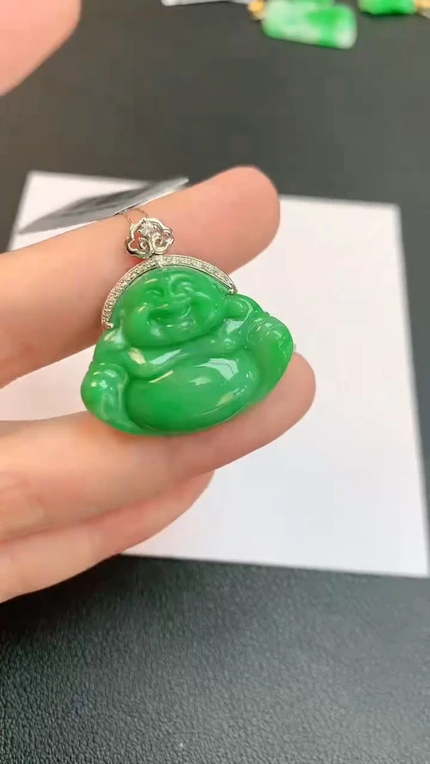 翡翠18K金镶嵌颈饰赠礼盒证书 敏