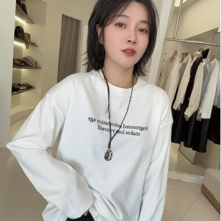 【珍珍美学馆】秋季新款长袖打底宽松百搭圆领OVSIZE上衣S-13485