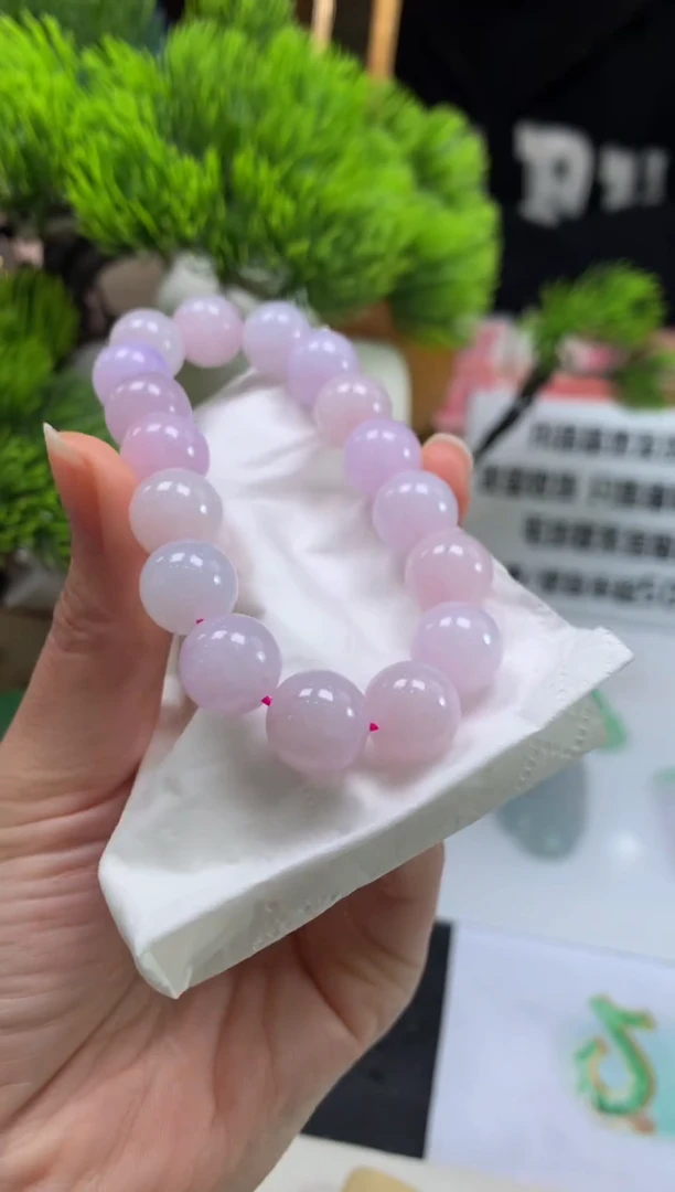 颈饰未镶嵌翡翠姜*哈---120639