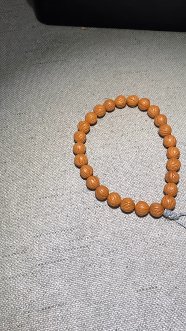 【闪购商品】桃核吊坠BLW1209-1手持