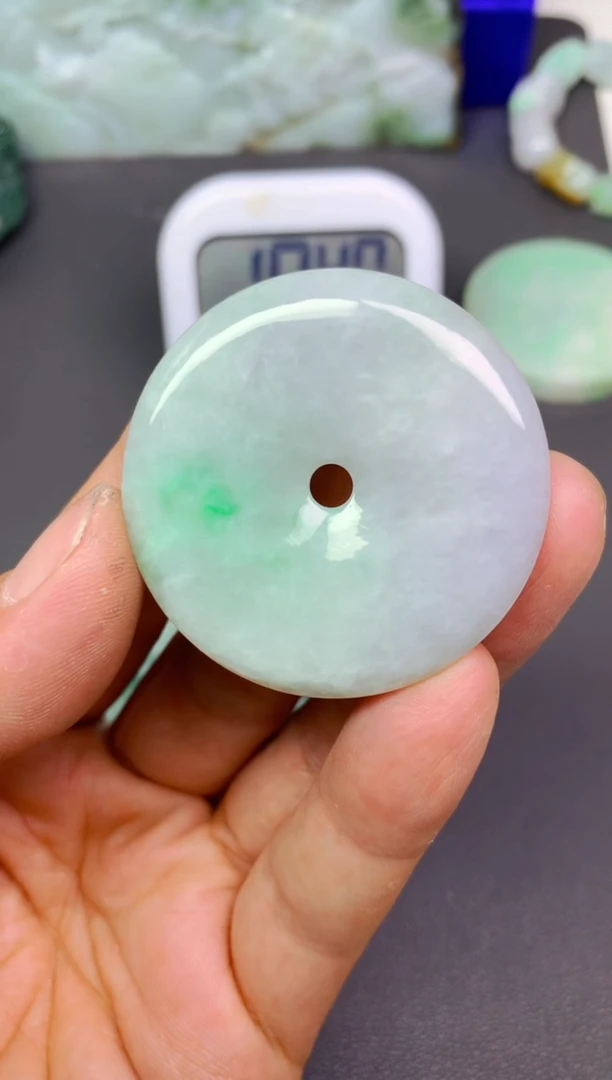 颈饰未镶嵌翡翠金****发平安扣