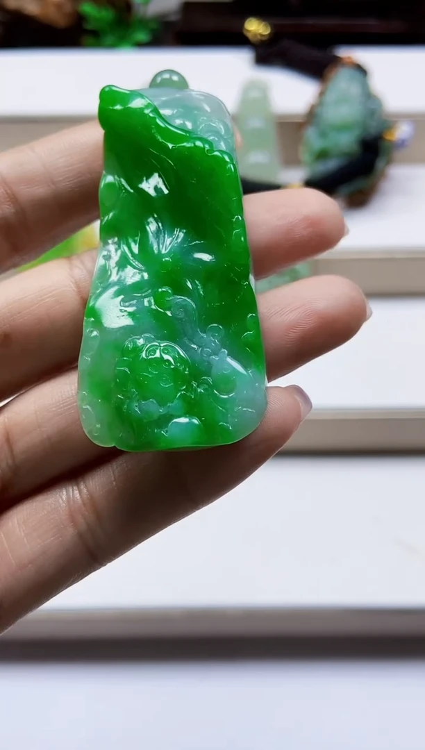 颈饰未镶嵌翡翠翡翠A货