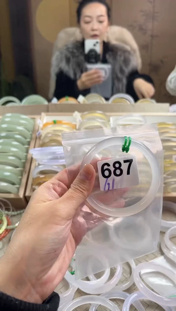 手镯玛瑙/玉髓未镶嵌687