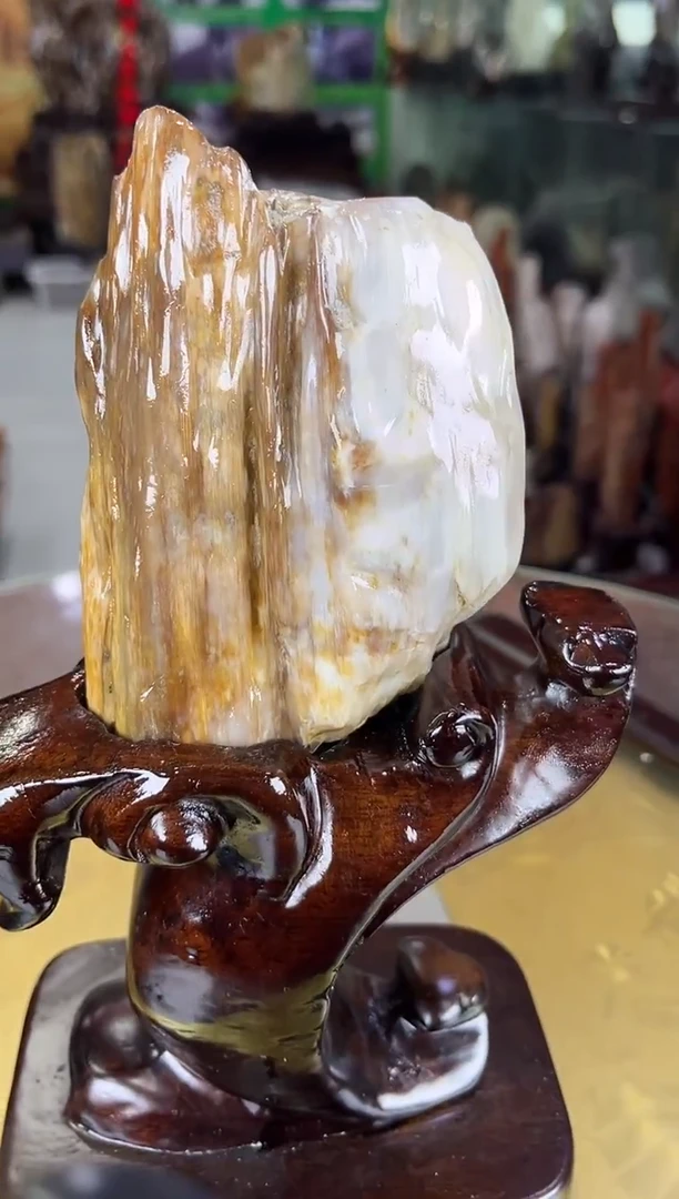 缅甸天然树化玉摆件