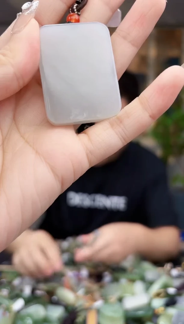 和田玉未镶嵌挂件拍一发一