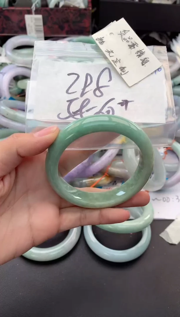 【闪购商品】定制翡翠未镶嵌毛货需精细抛光+多人