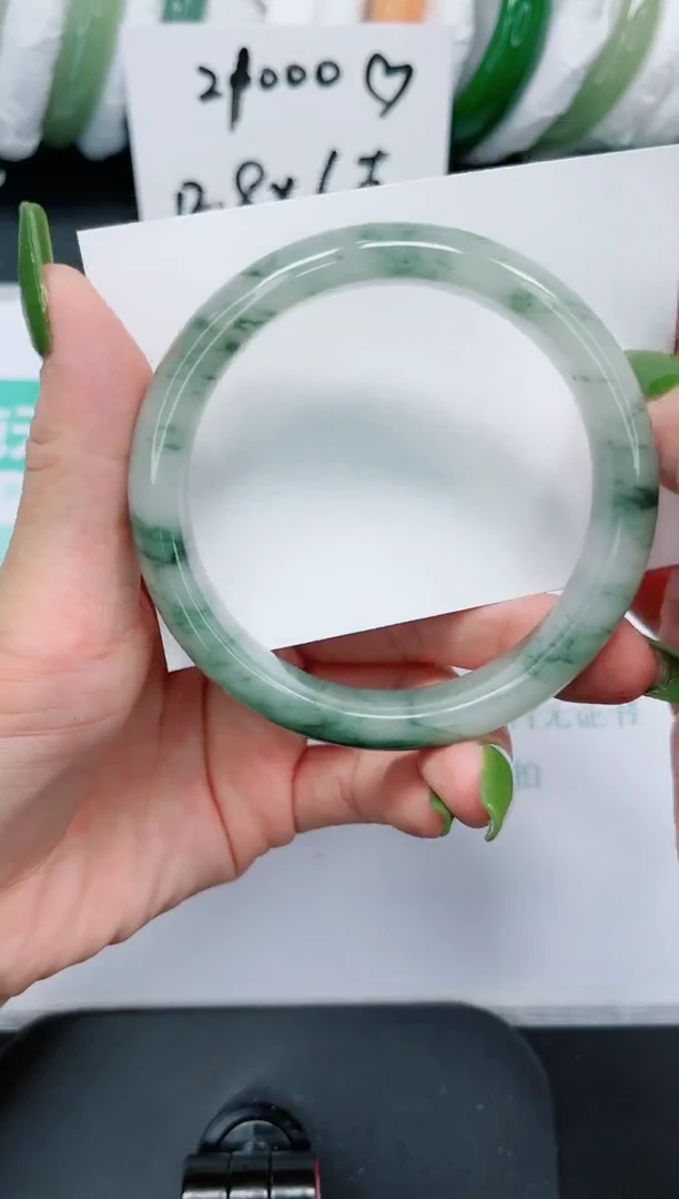 石英质玉手镯未镶嵌167-62