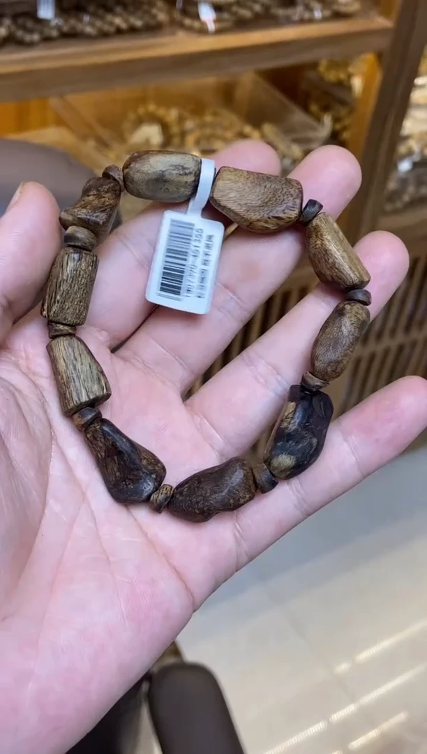 沉香手串文莱随型单圈留疤多样性发其一