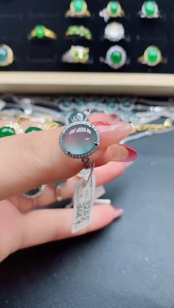 【闪购商品】翡翠戒指银S925镶嵌132131