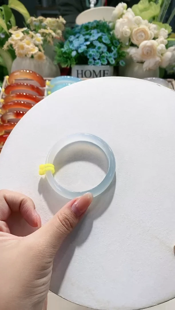 手镯玛瑙/玉髓未镶嵌65-52.4