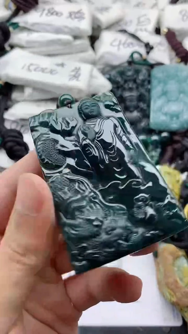 翡翠未镶嵌颈饰888