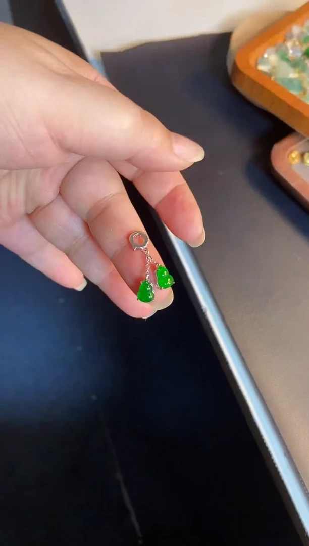 吊坠(不含链)银S925镶嵌翡翠1