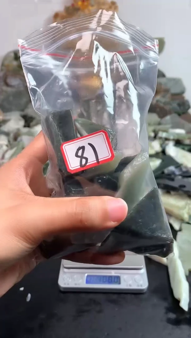 未镶嵌和田玉摆件81